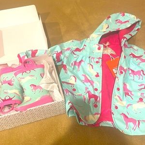 New Hatley raincoat and boots set